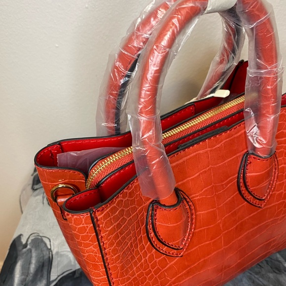 Purses - Picture 3 of 3